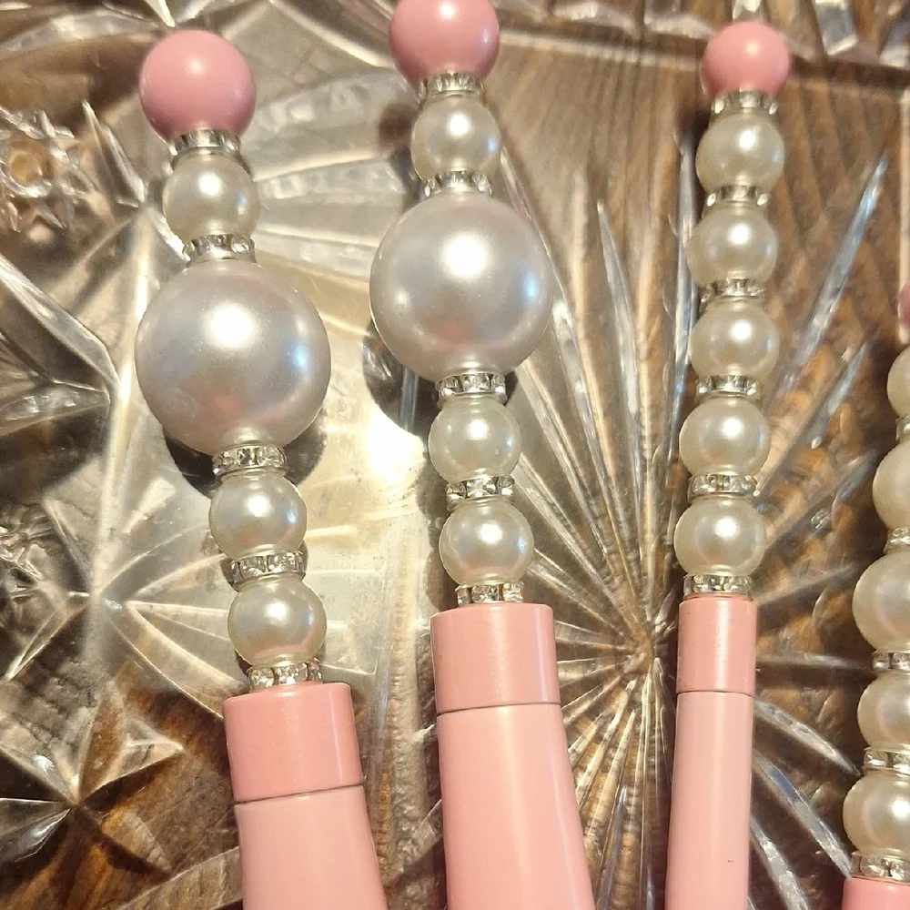 Elegant Pink and Pearl Makeup Brush Set